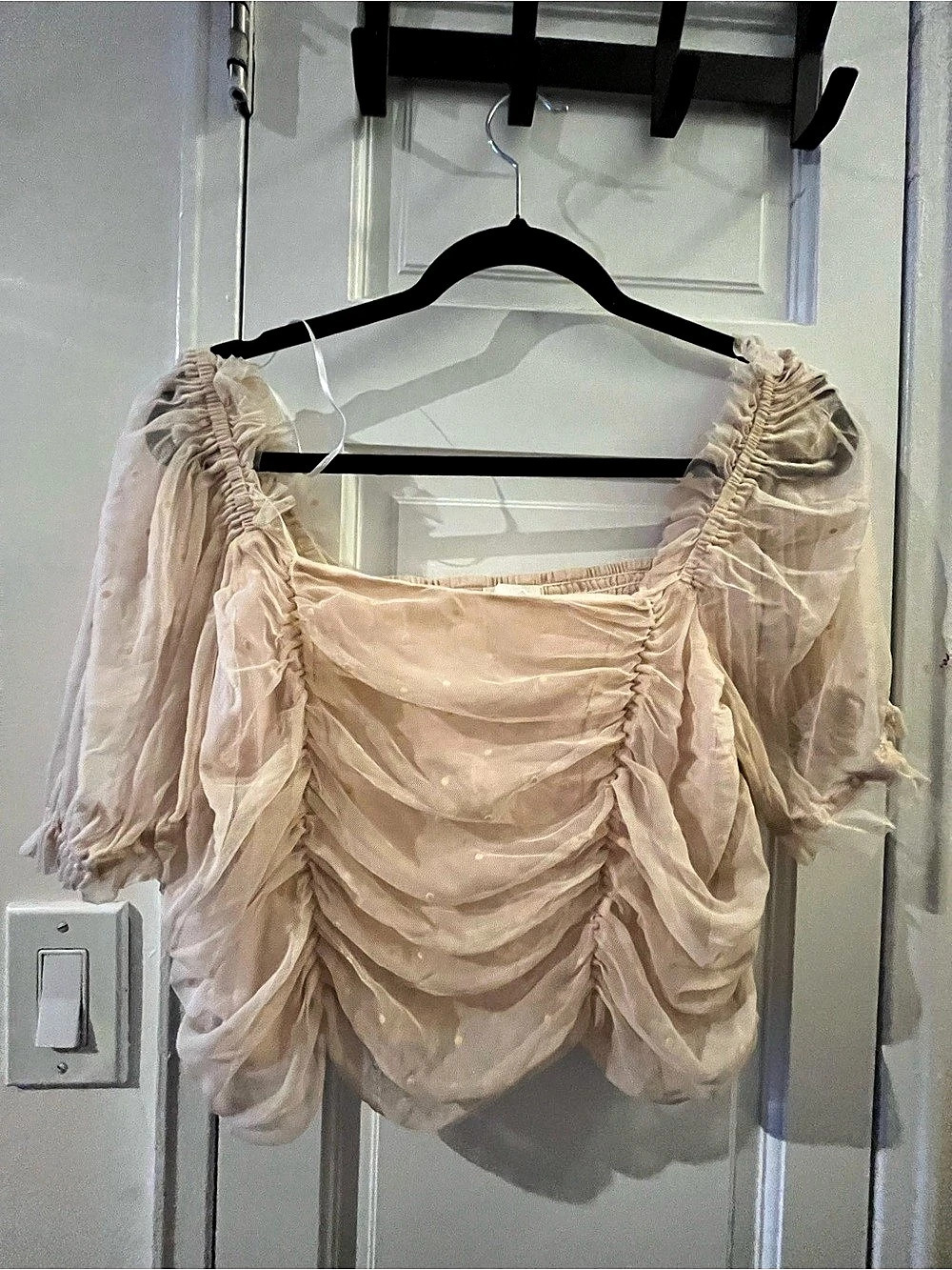 H&M Ruched Puff Sleeve Crop Top in Pink Like New